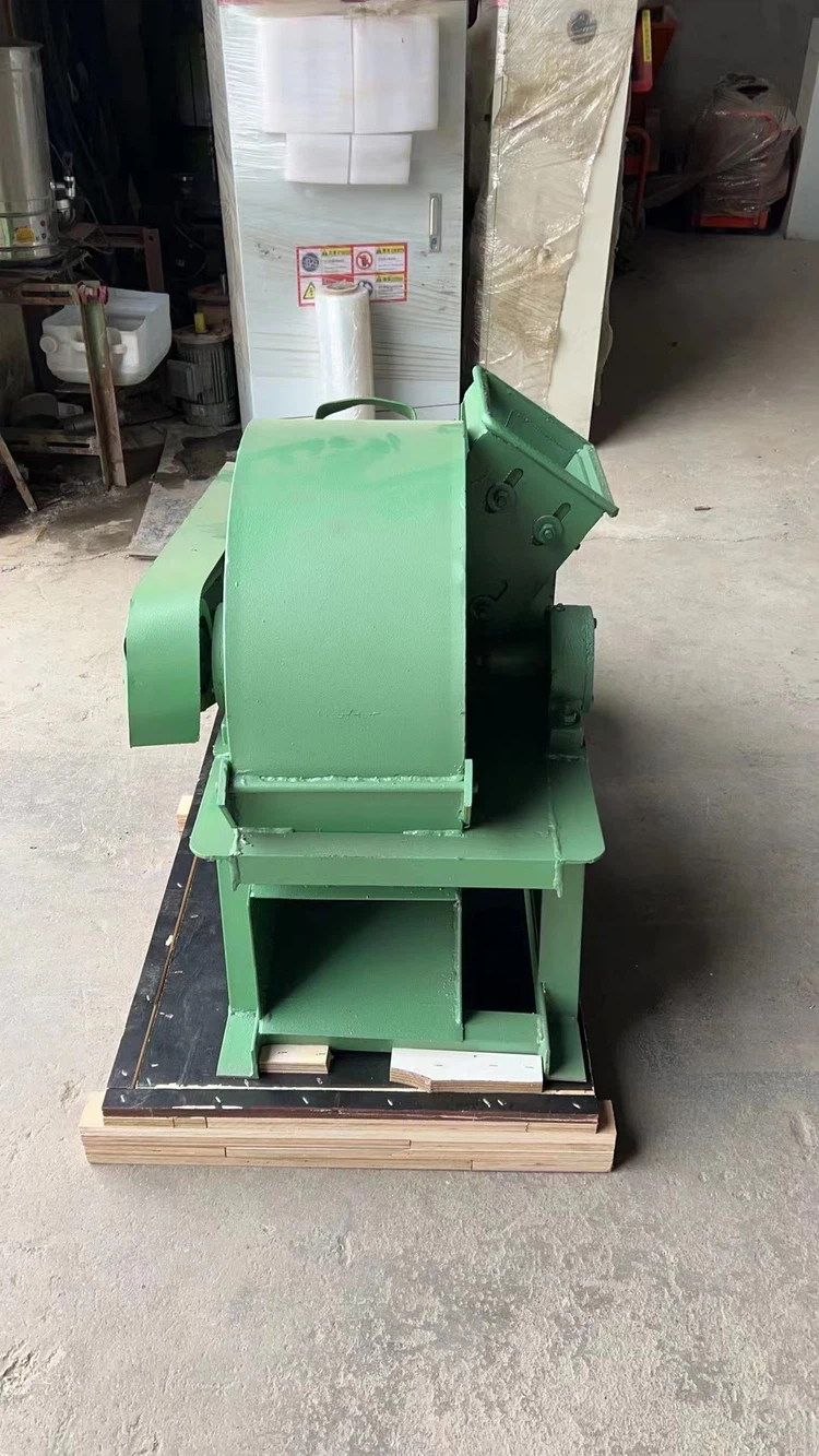 High-Speed Timber Sawdust Crusher High-Speed Timber Sawdust Crusher
